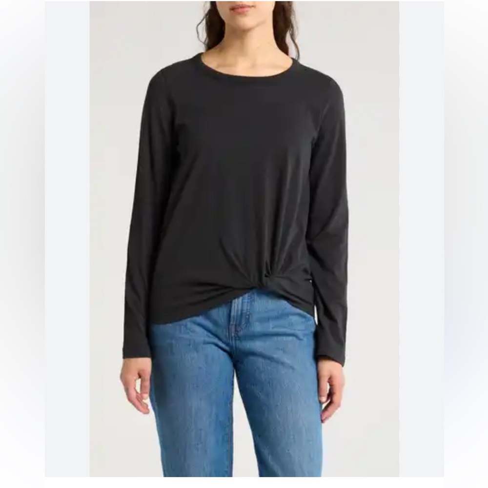 Melrose and Market Black Long Sleeve Front Twist Shirt